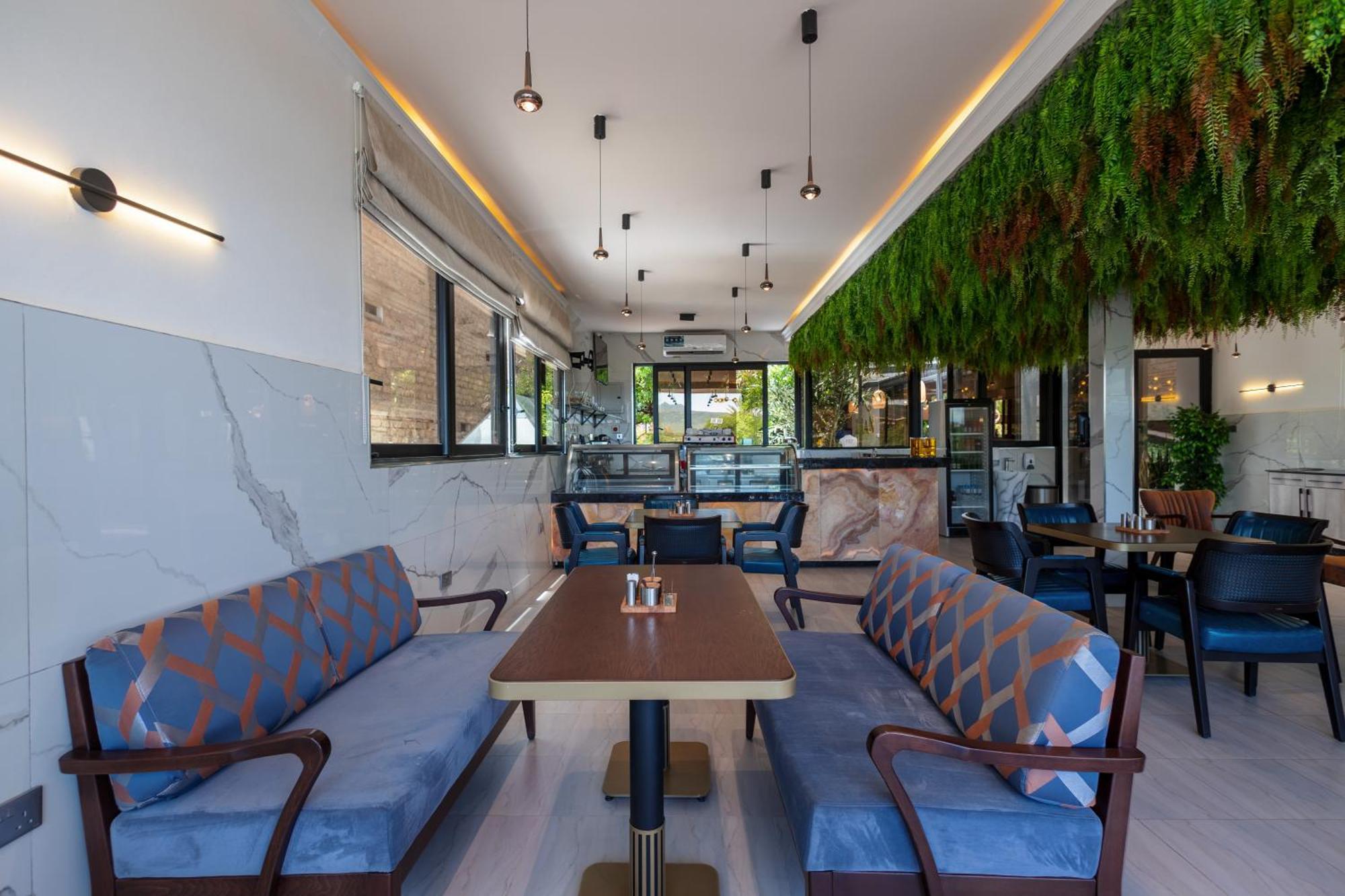 Iman Hotel Isiolo Bagian luar foto