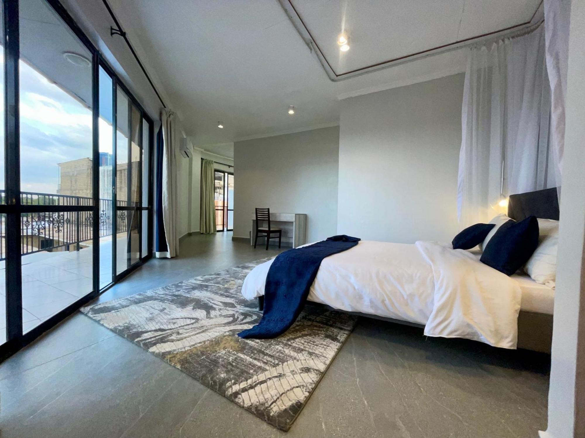 Iman Hotel Isiolo Bagian luar foto