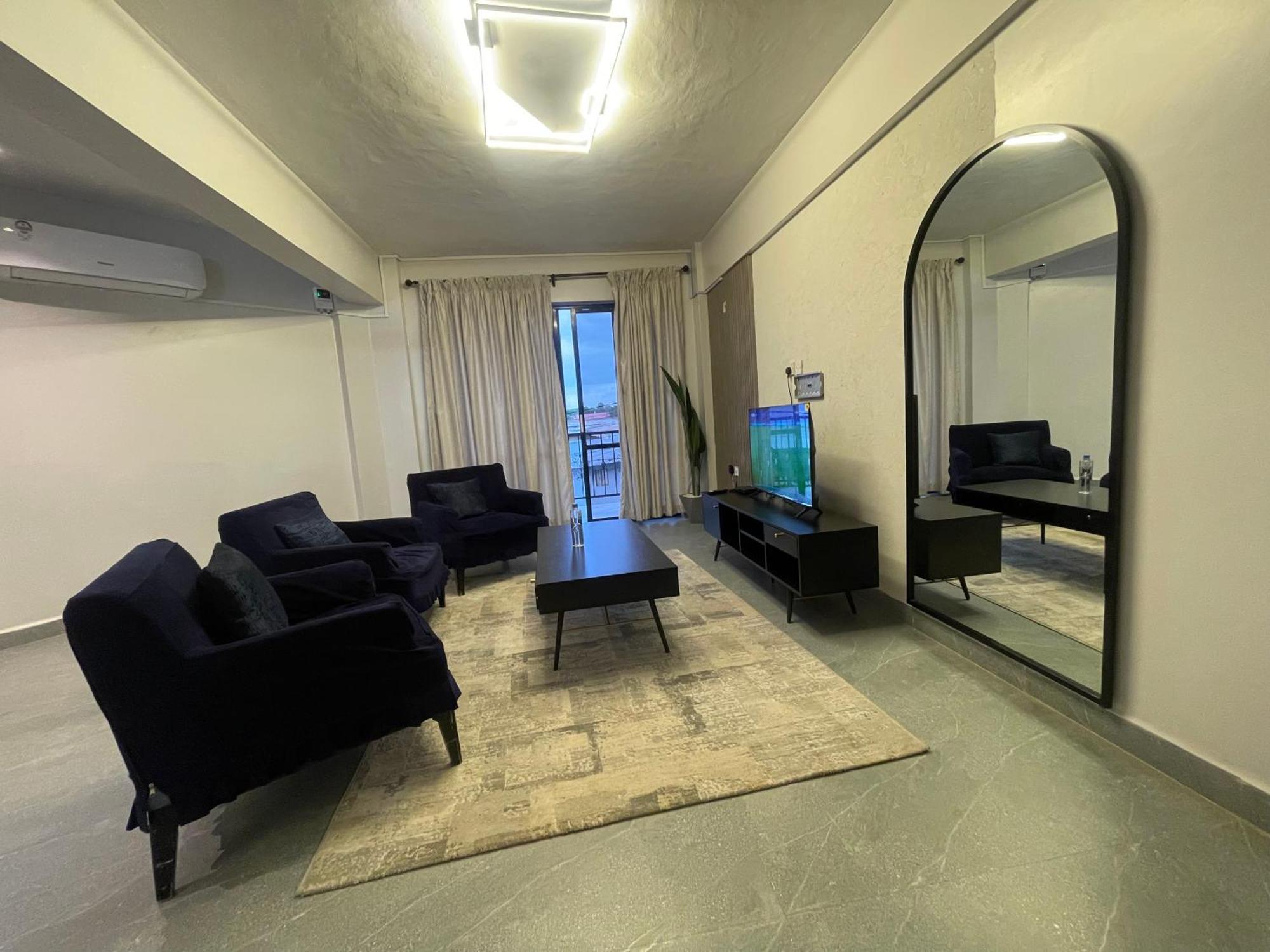 Iman Hotel Isiolo Bagian luar foto