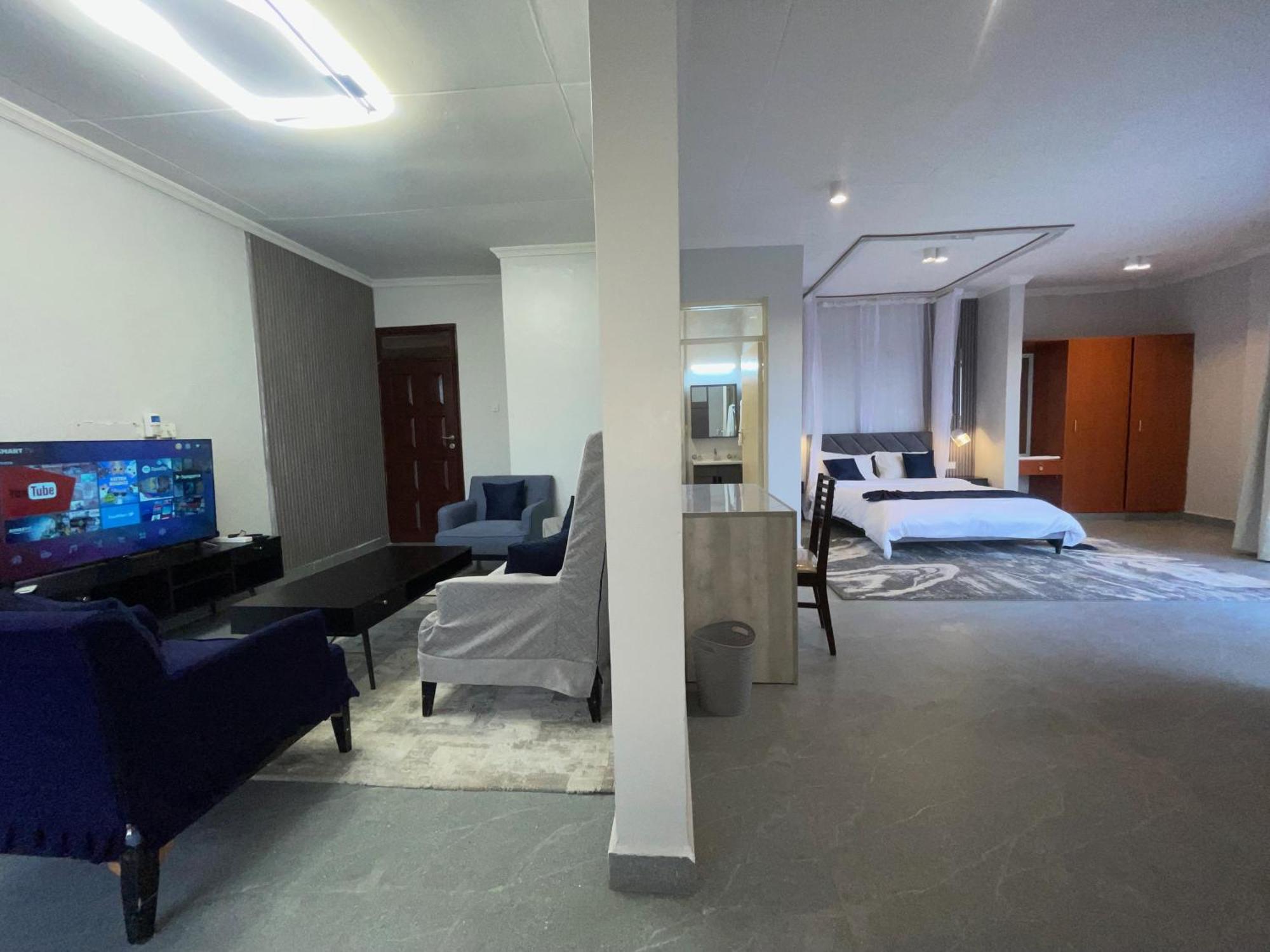 Iman Hotel Isiolo Bagian luar foto