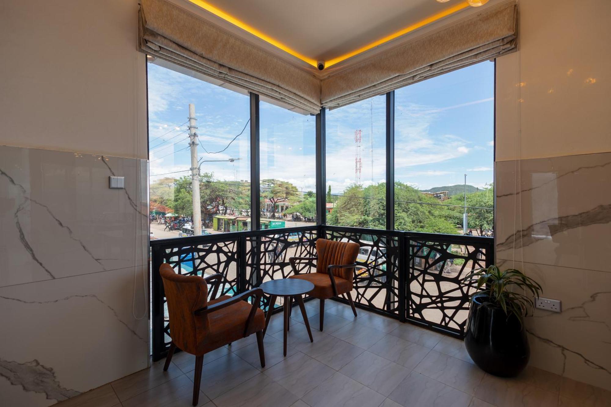 Iman Hotel Isiolo Bagian luar foto
